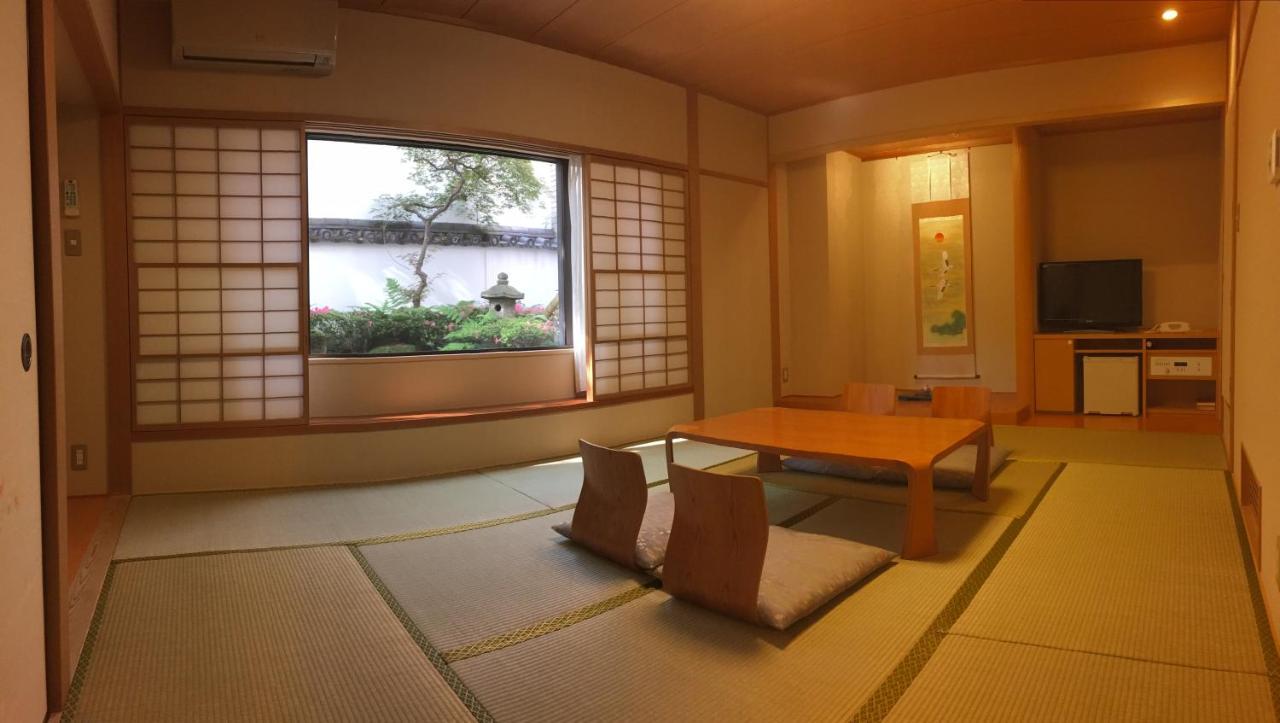 Hotel Grand Hill Ichigaya Tokio Zewnętrze zdjęcie